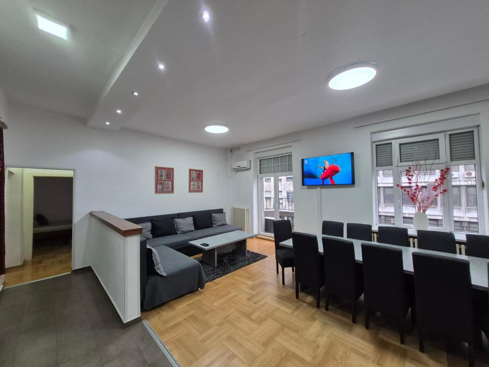Authentic Centre #2, Paid Parking On-site, Mandatory Reservation Διαμέρισμα